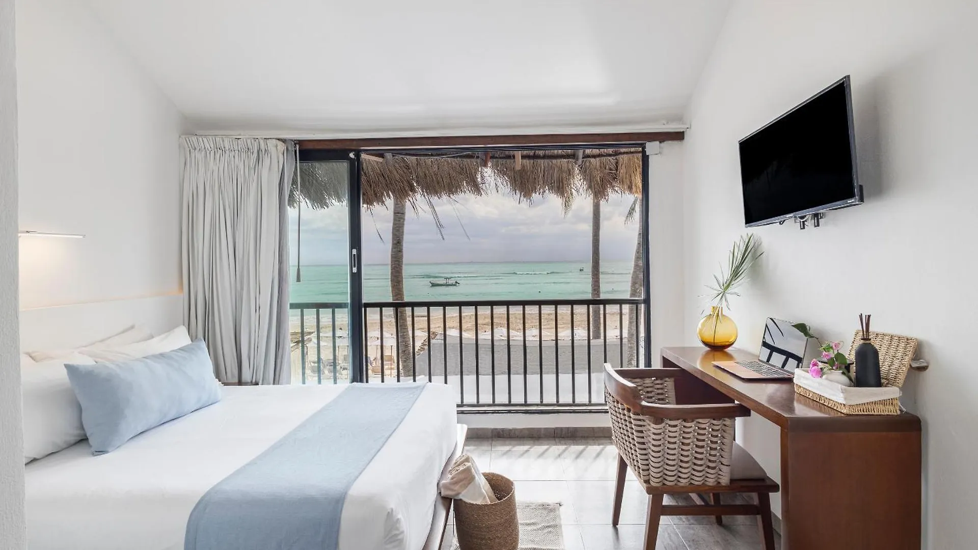 Areia Playa Del Carmen - Beach Front Hotel 0*,