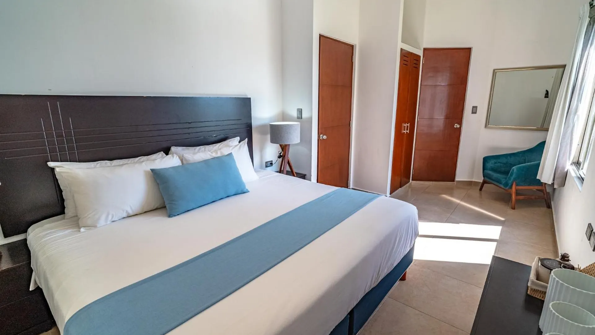 Areia Playa Del Carmen - Beach Front Hotel 0*,
